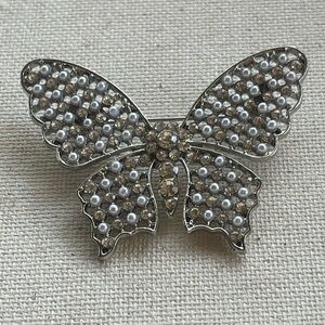 Vintage Butterfly Brooch | Pearl & Rhinestone Accents 🦋✨